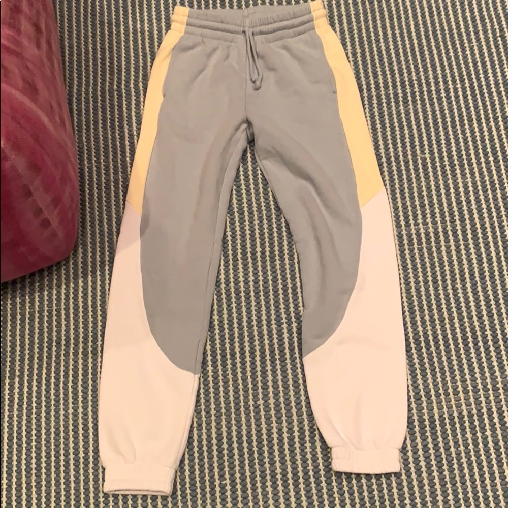 Aritzia TNA sweatpants xxs